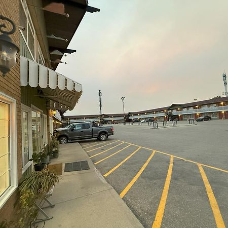 Silver Crest Lodge Grande Prairie Exterior foto
